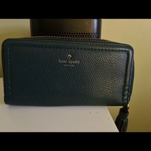 Gorgeous Kate Spade Wallet!!